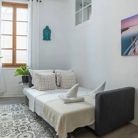 Daire Heart Of Old Nice,2 Bedrooms, 5min From The Sea,ac Nice
